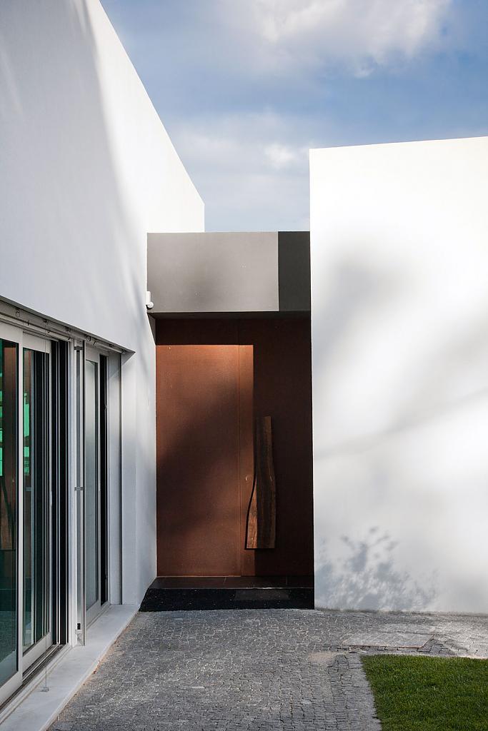 godiva-house-by-empty-space-architecture-22