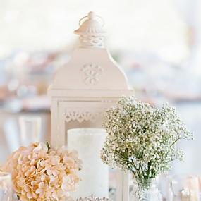 romantic-barn-wedding-with-vintage-and-glam-touches-15