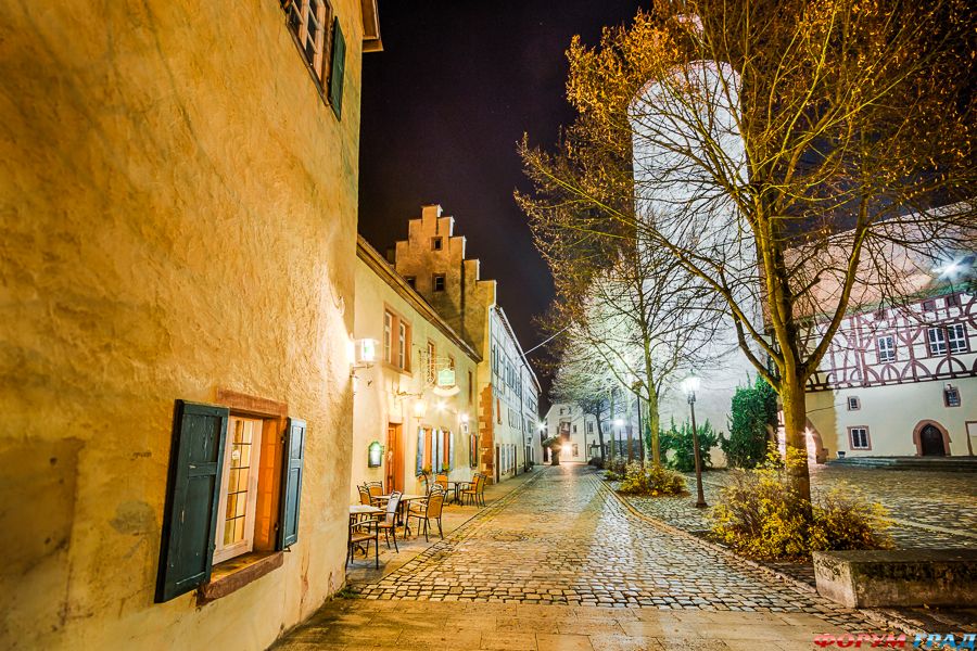 schlossplatz-tauberbischofsheim-254