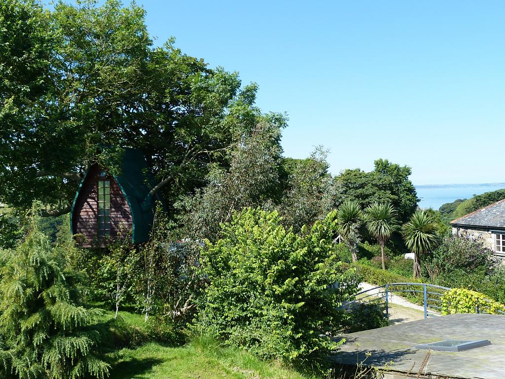 Миниатюрный домик на дереве ручной работы - Tree Sparrow House, Cornwall