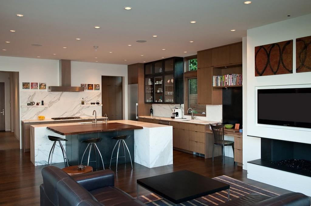 Washington park hilltop residence