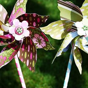 how-to-make-paper-flower-pinwheels