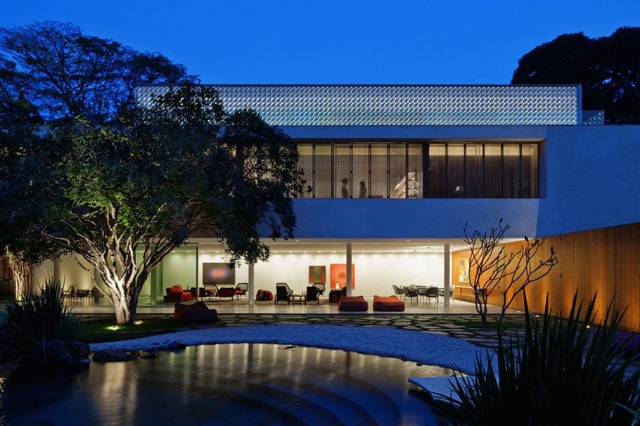 luxury-brazilian-house-by-marcio-kogan