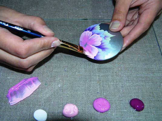 Изящная брошка