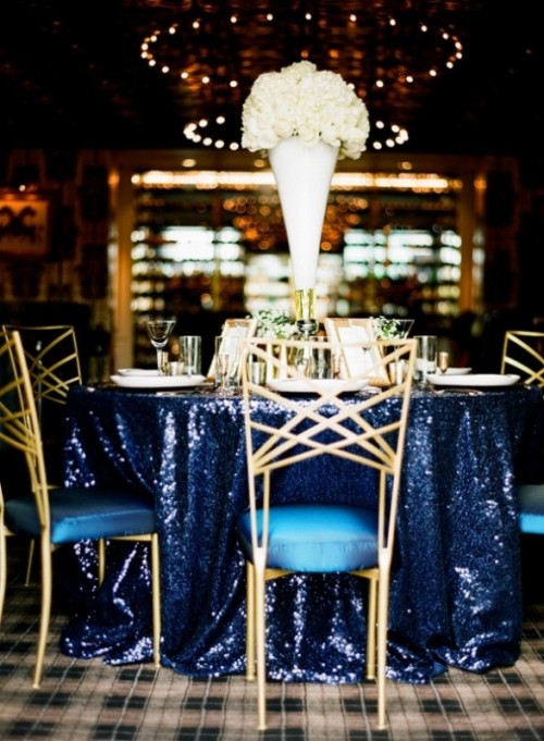 blue-color-wedding-ideas-perfect-for-fall-and-winter