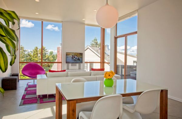 Colorful-contemporary-living-space-in-fuchsia