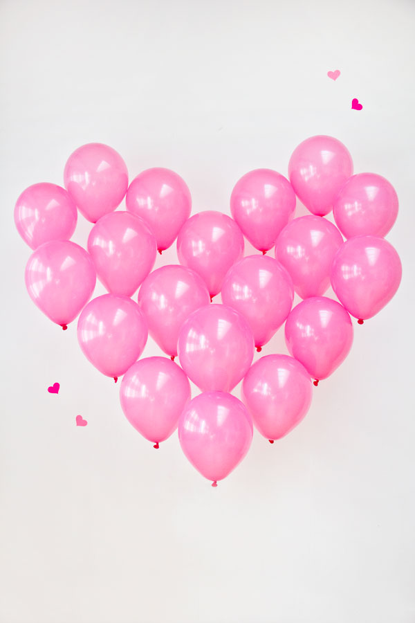 DIY-Giant-Balloon-Heart