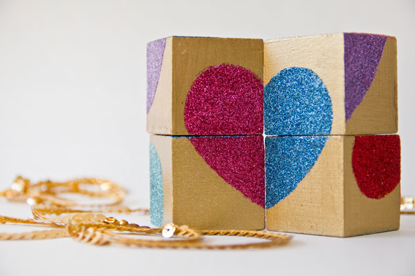 DIY-Glitter-Block-Puzzle-Valentine