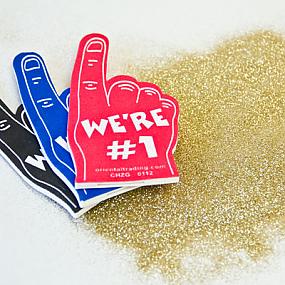 DIY-Glitter-Foam-Fingers
