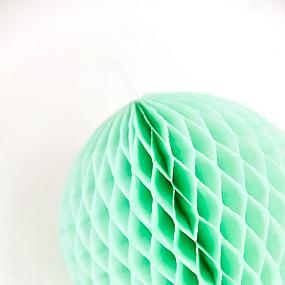 DIY-Honeycomb-Balls