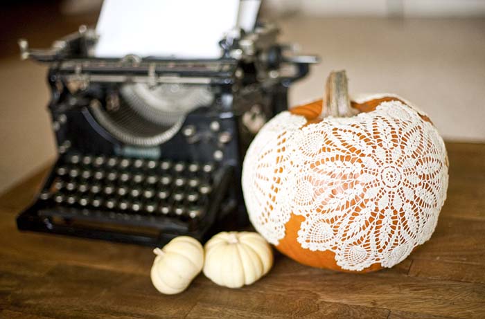 diy-inspiration-no-carve-pumpkin-round