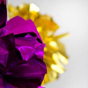 DIY-Mylar-Poms