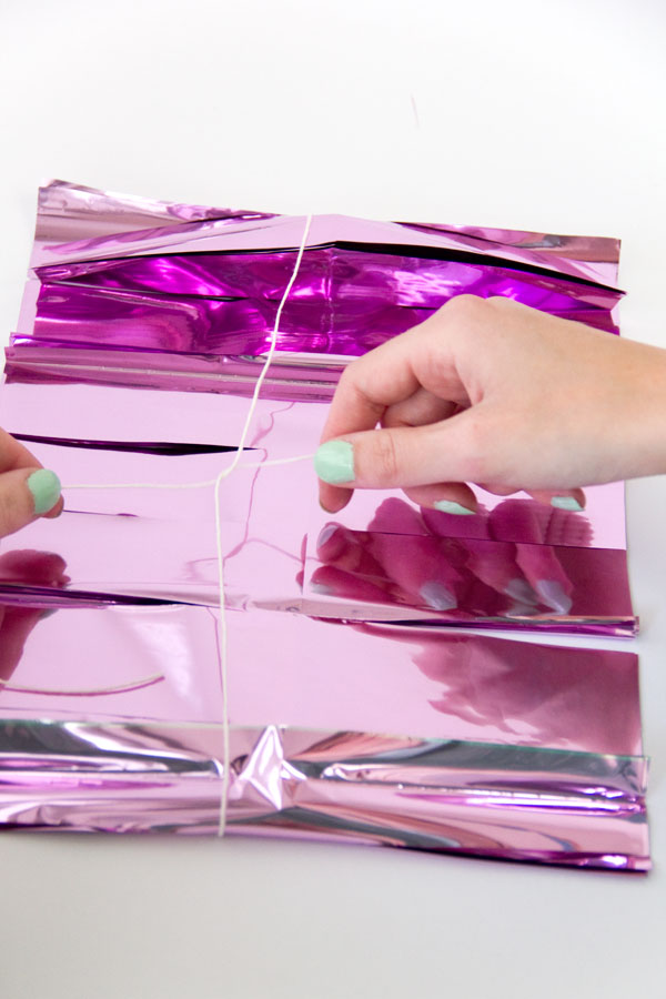 DIY-Mylar-Poms