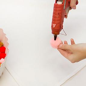 DIY-Pom-Pom-Tablecloth