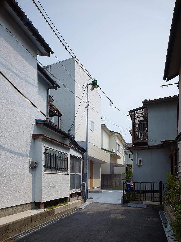 house-in-goido-by-fujiwaramuro-architects