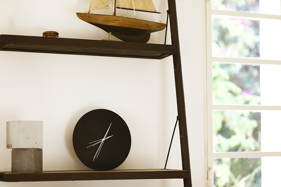 minimalist-wall-clocks-perspective-series