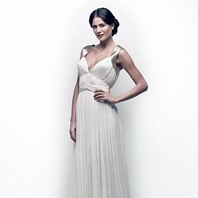 refined-wedding-dresses-by-catherine-deane