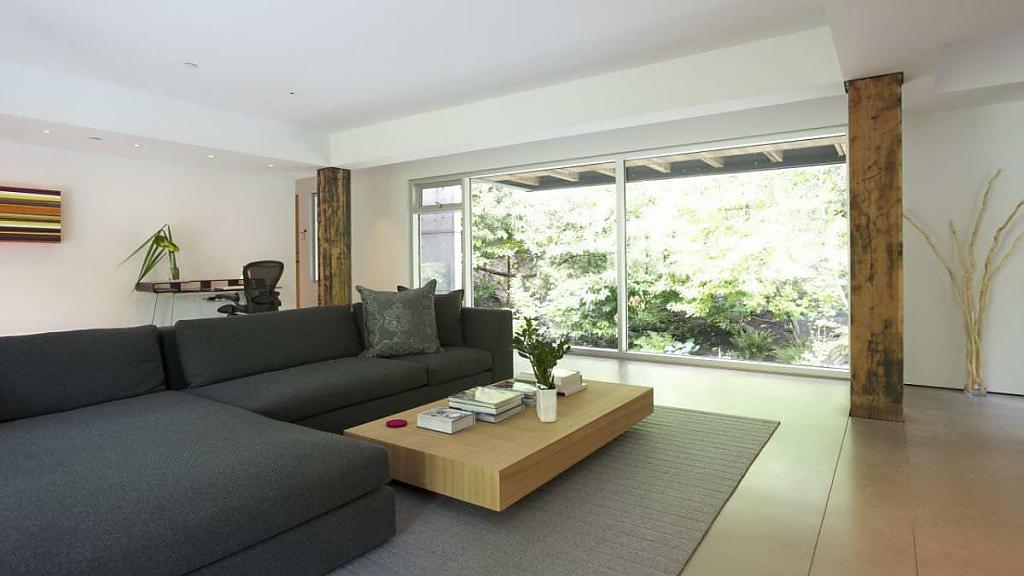 southlands-residence-in-vancouver-offers-open-interiors-united-with-nature