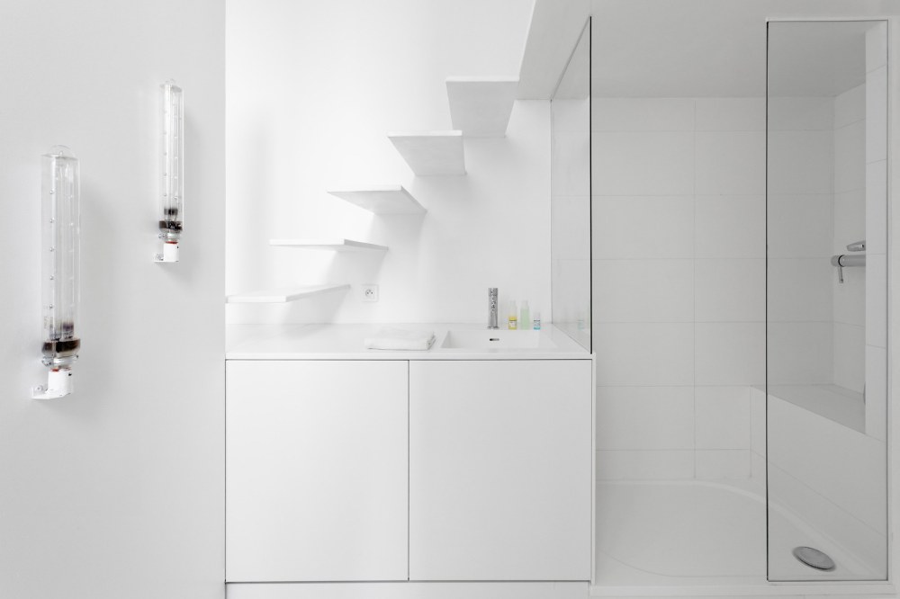 spectral-qualities-brighter-home-betillon