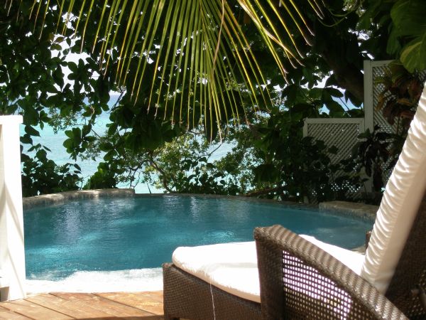 worlds-most-beautiful-pools