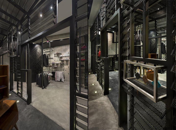 Crocodile от UPSTAIRS