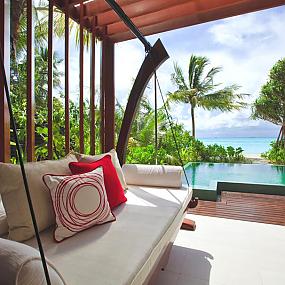 luxury-resort-maldives-05