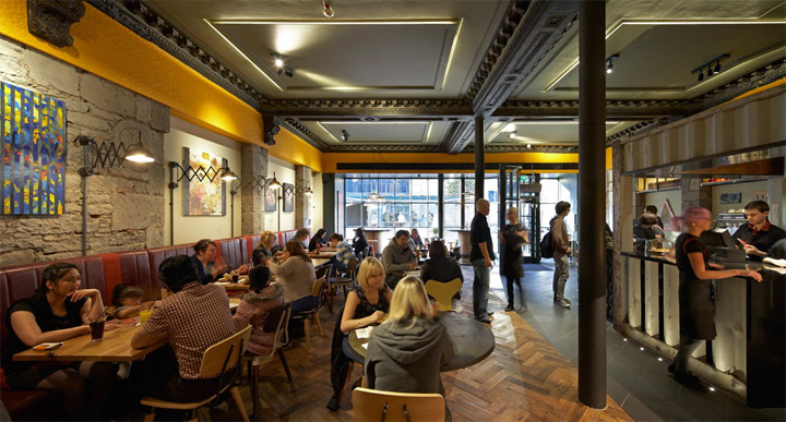 nandos-restaurant-04