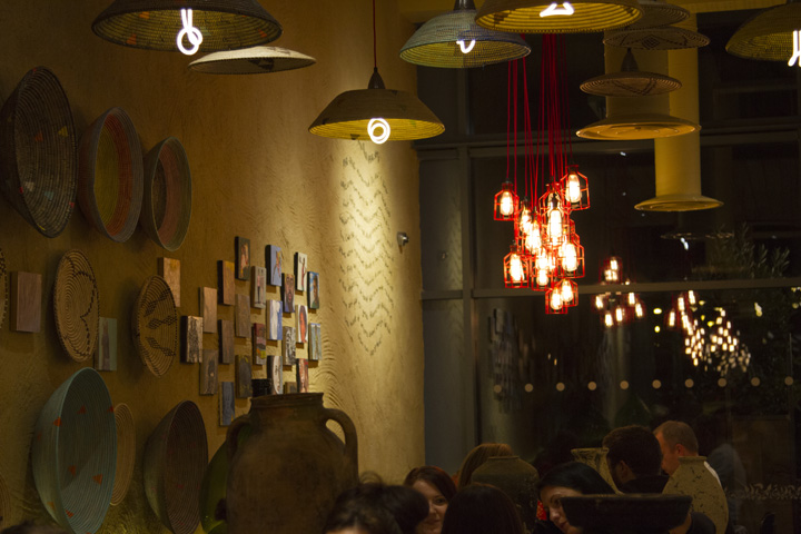 nandos-restaurant-by-b3-designers-leigh-09