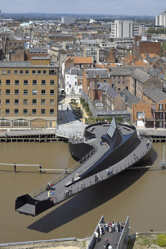 scale-lane-bridge-01