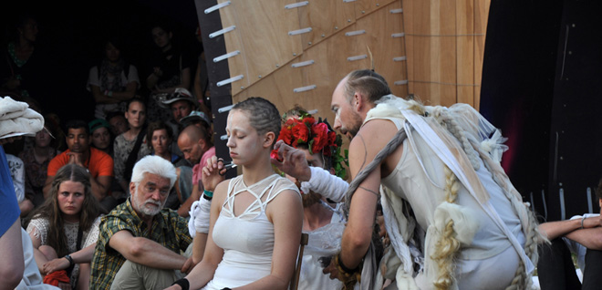 the-velvet-state-2013-11