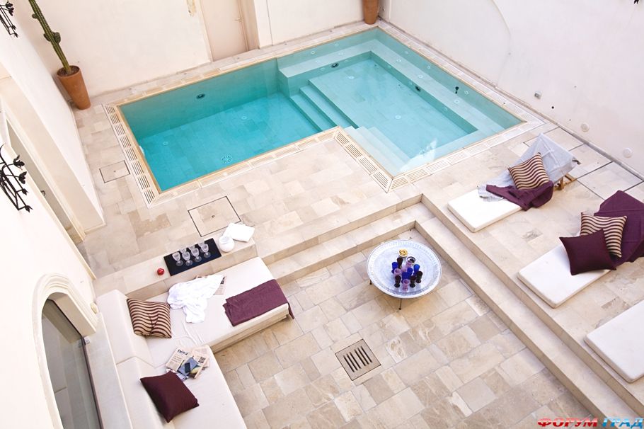 luxury-holiday-villa-palazzo-italy-02