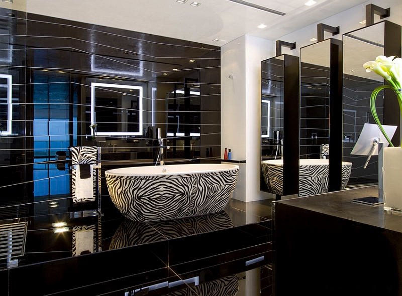 black-and-white-bathrooms-38