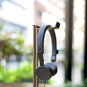 exclusive-stylish-headphone-hanger-01