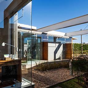 sliding-pergolas-house-brazil-08