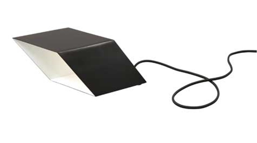 Себастьян Бергне. Rhomboid Lamp (2012)
