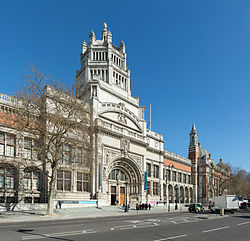 Лондон. Музей Виктории и Альберта (Victoria & Albert Museum)