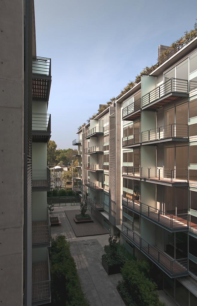 modern-gabriel-mancera-building-mexico