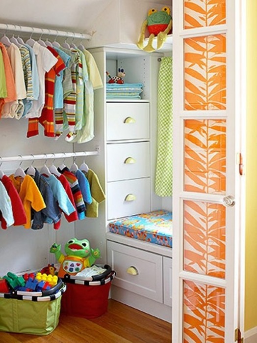 modern-kids-closet-organized-09