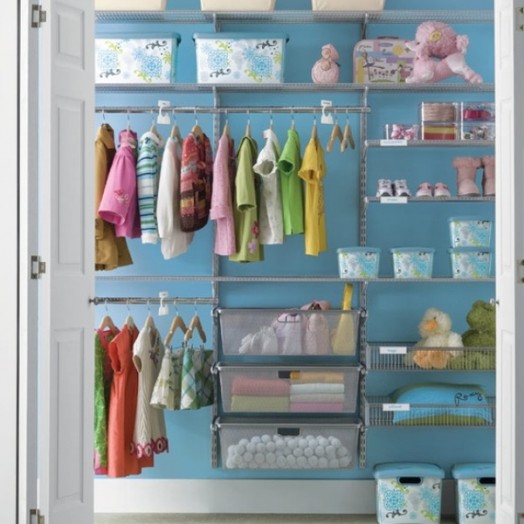 modern-kids-closet-organized-13