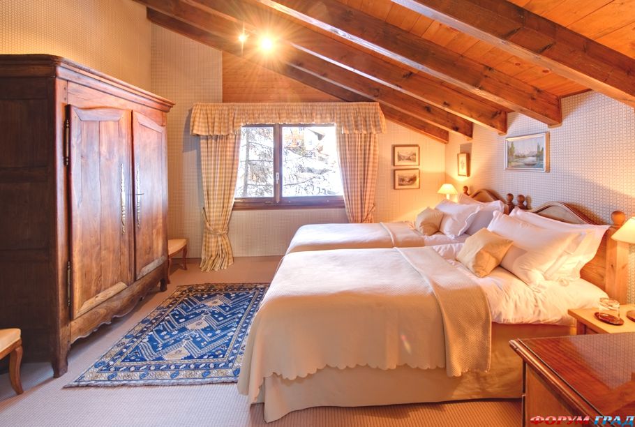 luxury-swiss-chalet-02