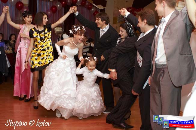 Cвадьба пела и плясала