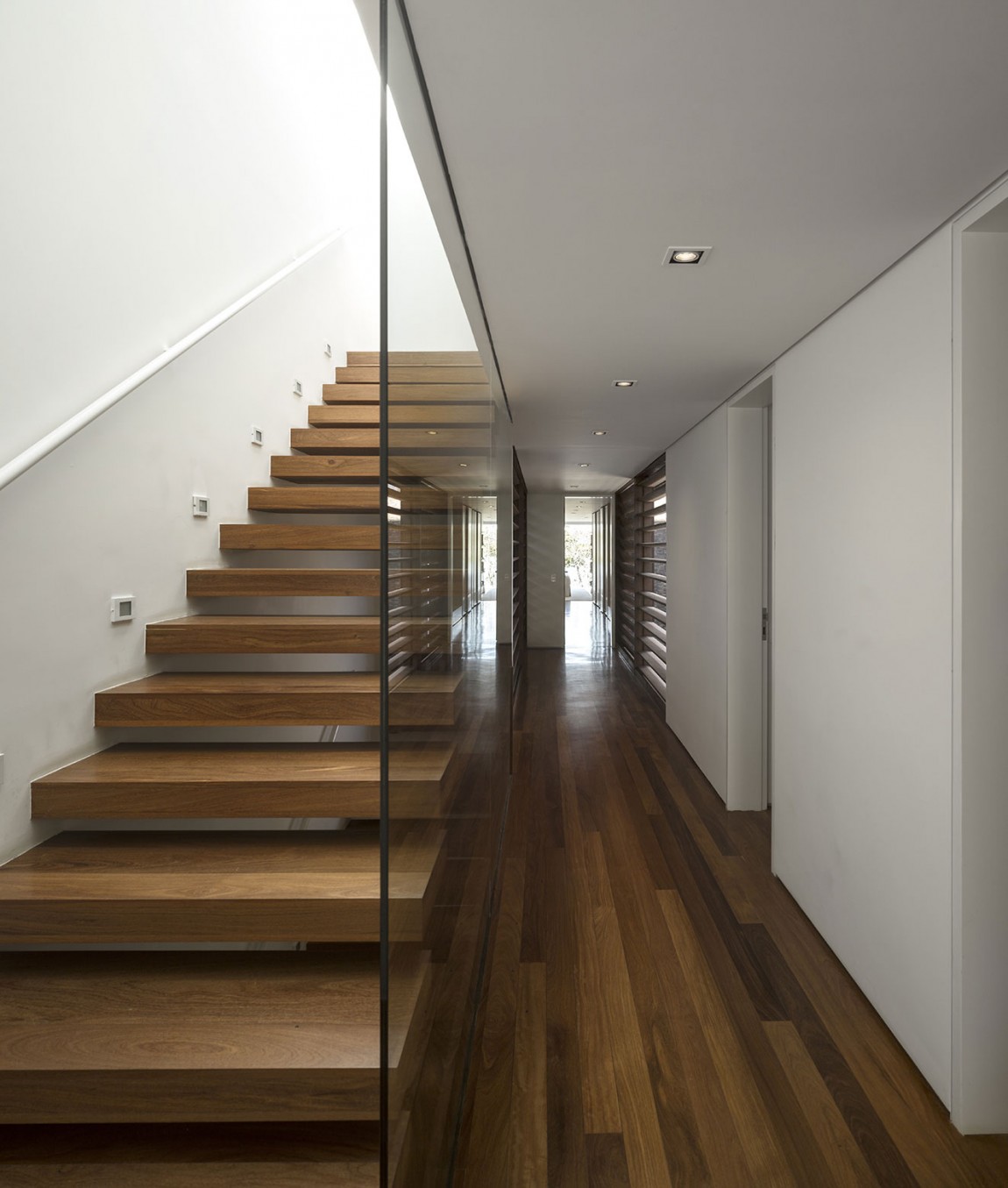 four-houses-in-baleia-17