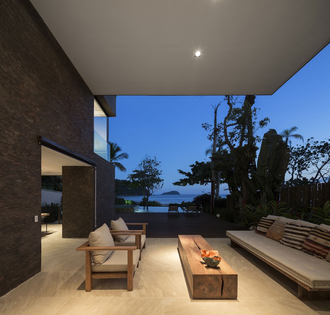 Дизайн загородного дома в Балейя