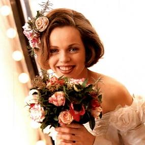 pricheskasvadebnaia37