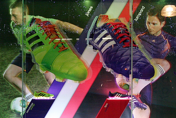 adidas-windows-2013-winter-london-05
