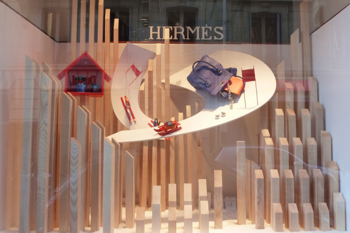 hermes-christmas-windows-and-advent-calendar-paris-11