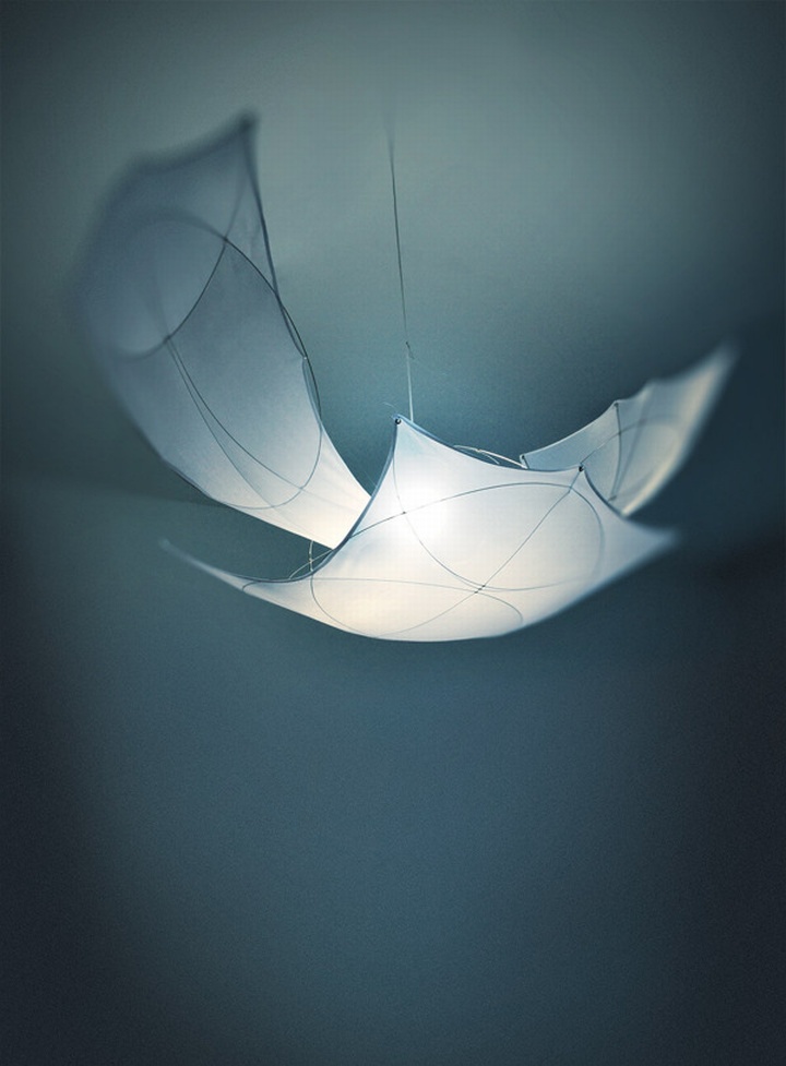 ikaros-luminous-light-by-martin-gallo-09