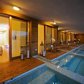 laqua-spa-terraces-suites-italy-06