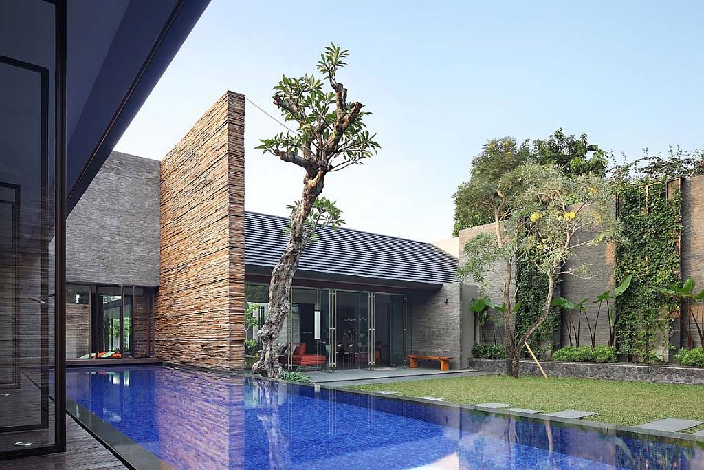 diminished-house-01