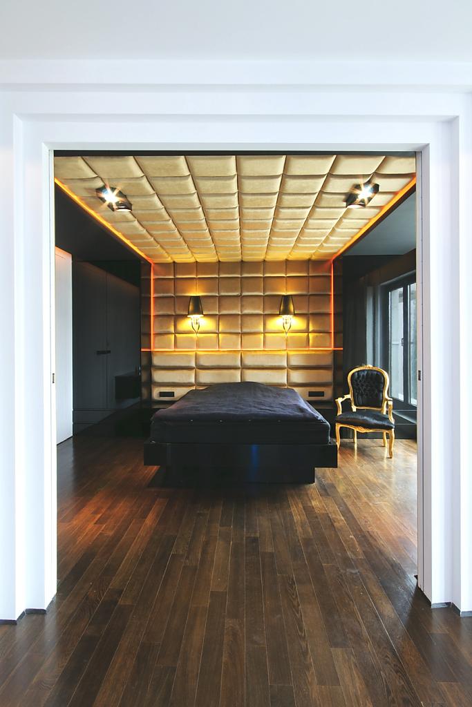 yarkiy-interyer-kvartiry-v-tsentre-varshavy-02